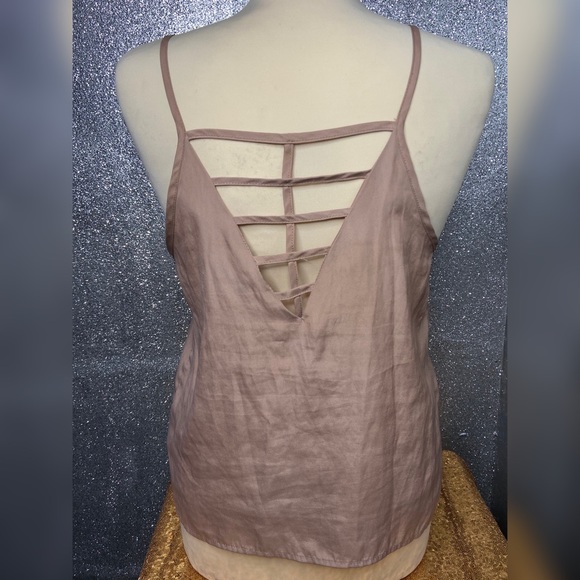 Top - Picture 4 of 7